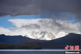 探访藏南海拔最高大型淡水湖 海拔5000米的“蓝宝石”图片