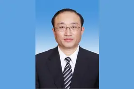 侯凯出任审计署审计长图片
