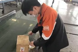 这个95后快递小哥火了！评上杭州市高层次人才，获购房补贴100万元图片