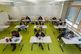 德国学生抱怨“高考”数学太难，多地教育部门霸气回应：送分图片