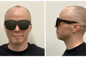 Facebook展示VR眼镜原型：厚度不到9毫米 佩戴起来像墨镜图片