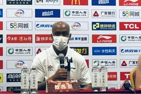 45分惨败马布里仍不服软：广东队很尊敬我们，没说伤害苏伟的话图片