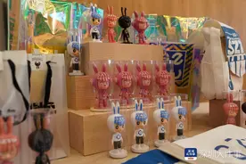 “时钟兔”来了！深圳技术大学发布首个校园鬼马文化潮牌IP图片