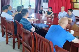 怀宁县教育局赴太湖县慰问支教教师图片