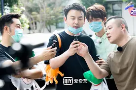 沙溢被问“奔跑吧”送命题 岳云鹏《未知的餐桌》重现“向往”魔术图片