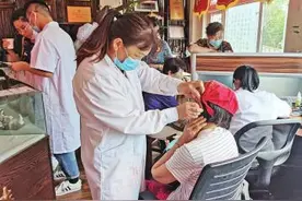 中医养生受热捧图片