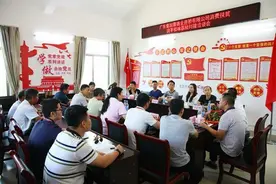 精准扶贫攻坚 拓宽销售渠道 带动群众增收图片