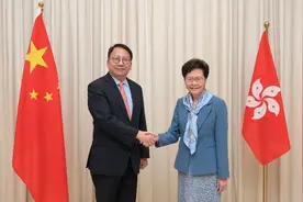 港区国安委秘书长陈国基2日下午宣誓就任图片