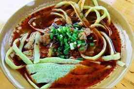 重庆特产传说（211）｜夏天想开胃解暑，来碗酉阳绿豆粉如何？图片