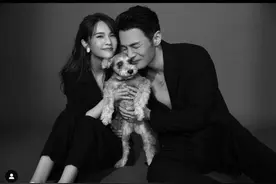 李荣浩发文庆祝出道七周年，网友：你老婆出道20年图片