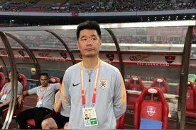 体坛快车丨中超首轮赛程曝光鲁能将战富力 周海滨担任U19国足训练员图片