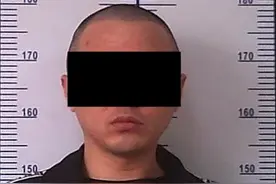 “煎饼小哥”两年成亿万富豪，就靠一款小软件，全国100多万人被他坑过图片