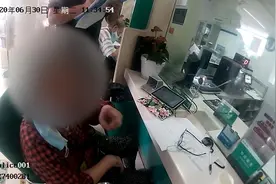 干妈要汇款一万三，谁都拦不住！杭州民警霸气喊话，干儿子立马"怂了"图片