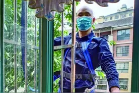 《女童跌落雨棚，“蜘蛛侠”徒手攀爬救人》后续：奖金存起来，帮助那些有需要的人图片