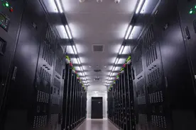 能装下腾讯所有业务，华南最大云数据中心开服图片