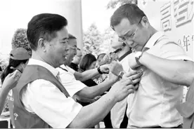 宁德市逾1600辆“爱心送考”车辆整装待发 高考期间考生可免费搭乘图片