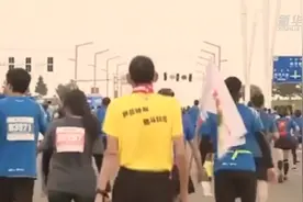 绝地奔跑：一个癌症患者未完待续的“百马”传奇图片