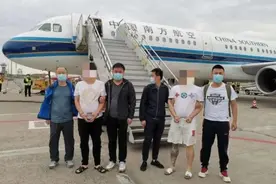 小线索牵出大案子 警方摧毁涉案流水达10亿的跨境赌博团伙图片