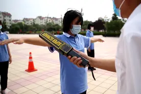 56秒丨东营筑牢高考疫情防控“安全线”确保健康高考图片