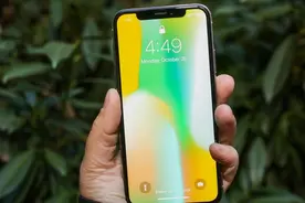翻新版iPhone X和新iPhone SE哪个更值得买图片