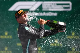 赛车——F1奥地利站：博塔斯夺冠图片