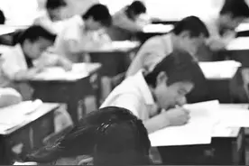 时隔18年再次迎来7月高考，他们有话说图片