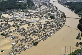 国际观察丨日本暴雨让多地变“陆上孤岛”：网红吉祥物熊本熊的家乡被淹了图片