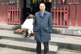 听“名人大讲堂”专家讲解 曹操的“头风”可能就是颈椎病图片