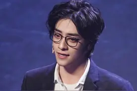 仝卓隔空喊话郑云龙，昔日小伙伴闹翻了？图片