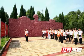 争做脱贫攻坚排头兵 衡南县扶贫干部英雄故里追寻初心图片