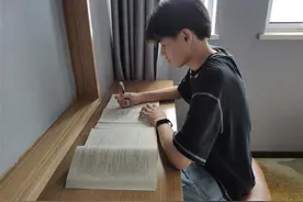 曾随父出征雷神山，18岁建设者明日参加技能高考图片