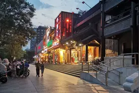 疫情下的北京餐厅等待“烟火气”重启：东北菜改卖盒饭，拍短视频段子拉粉丝图片