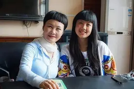 妈妈陪女儿考研，结果自己先考上！56岁又考上博士图片