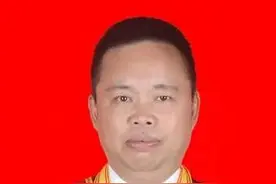 全省脱贫攻坚优秀共产党员黎滨江：汗洒脱贫路 情满百姓家图片