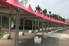 用心护航特殊时期的高考 探营这些学校考点图片