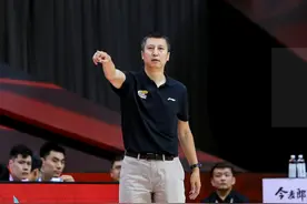 「专访郭士强」杨鸣会成为优秀教练，下课很突然一点准备都没有图片