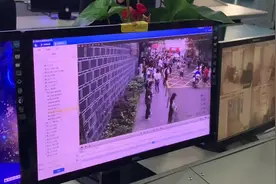 高考考生将迟到 贵阳交警9分钟火速将其送达考场图片