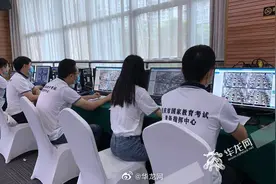 高考最新数据 今日重庆有18.97万考生赴考共设6409个考场图片