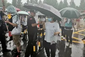 进场，开考！直击遵义高考首日现场图片