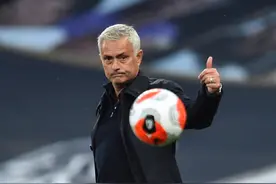 孙兴慜洛里场上“内讧”，穆里尼奥点赞：要怪就怪我咯图片