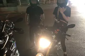 您就别骑摩托车了图片
