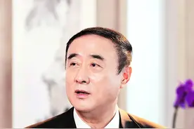 “传奇院长” 刘中民图片