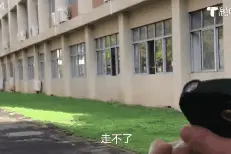 考场外她说不想考了！老师的举动“能记一辈子”图片