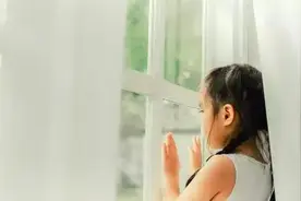 “神兽”放暑假没人管咋办？“全托”或“半托”照护！“奉贤阿姨”提供假期“归笼服务”图片