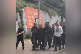 陕西凤翔杀人案致两死一伤，嫌疑人已抓获视频封面
