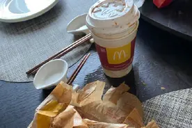 安以轩怀孕期间点麦当劳外卖被烫伤，麦当劳回应图片