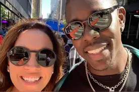 结婚7周年快乐！朱-霍勒迪与妻子发文纪念图片