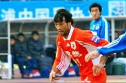 往事并不如烟：回忆鲁能1999勇夺“双冠王”，神奇外援罗梅罗是这样爆发的图片