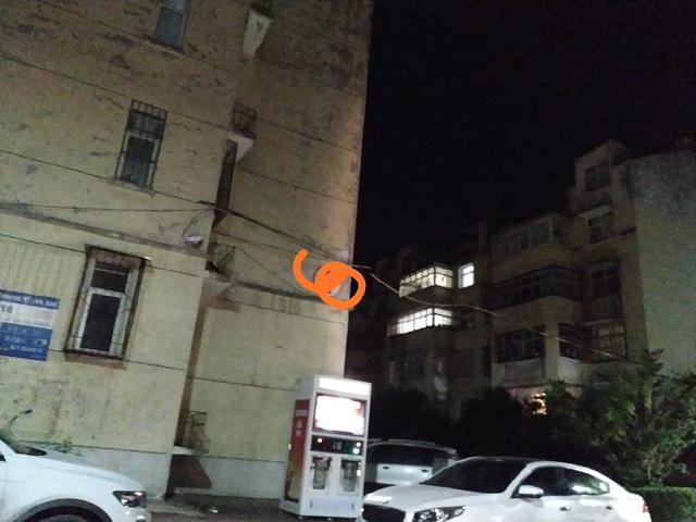 边钓鱼边拍照确实有难度，来自免费池塘的亢奋
