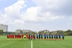 足球——长春亚泰青训队教练员的“足球高考”图片